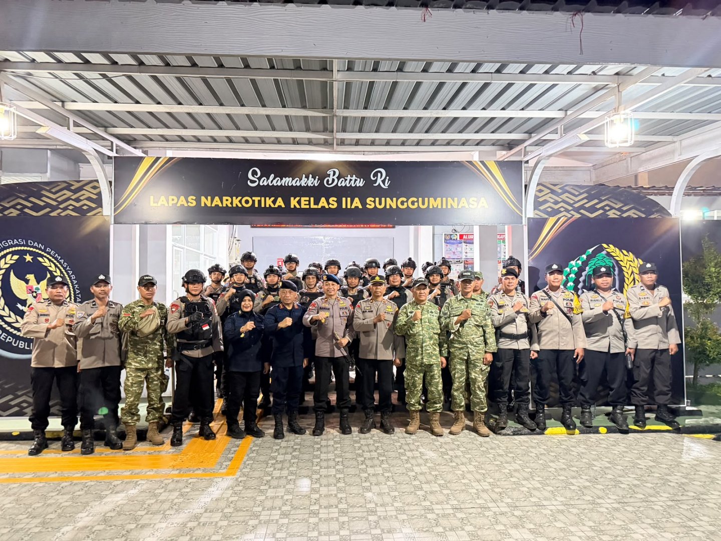 Libatkan Brimob dan TNI dalam Razia Blok Hunian, Lapas Narkotika Sungguminasa Serius Berantas Narkotika dan Pelanggaran